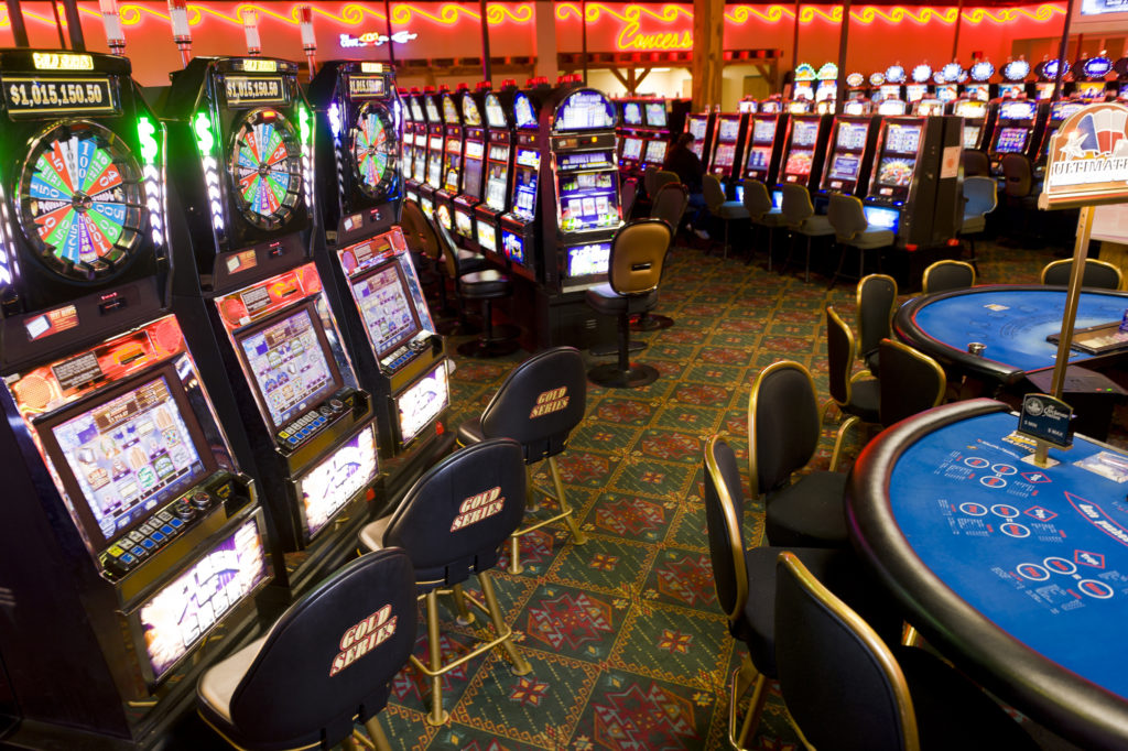 Blackjack'te kart sayarak nasıl kazanırsın? Betzula'te öğren.