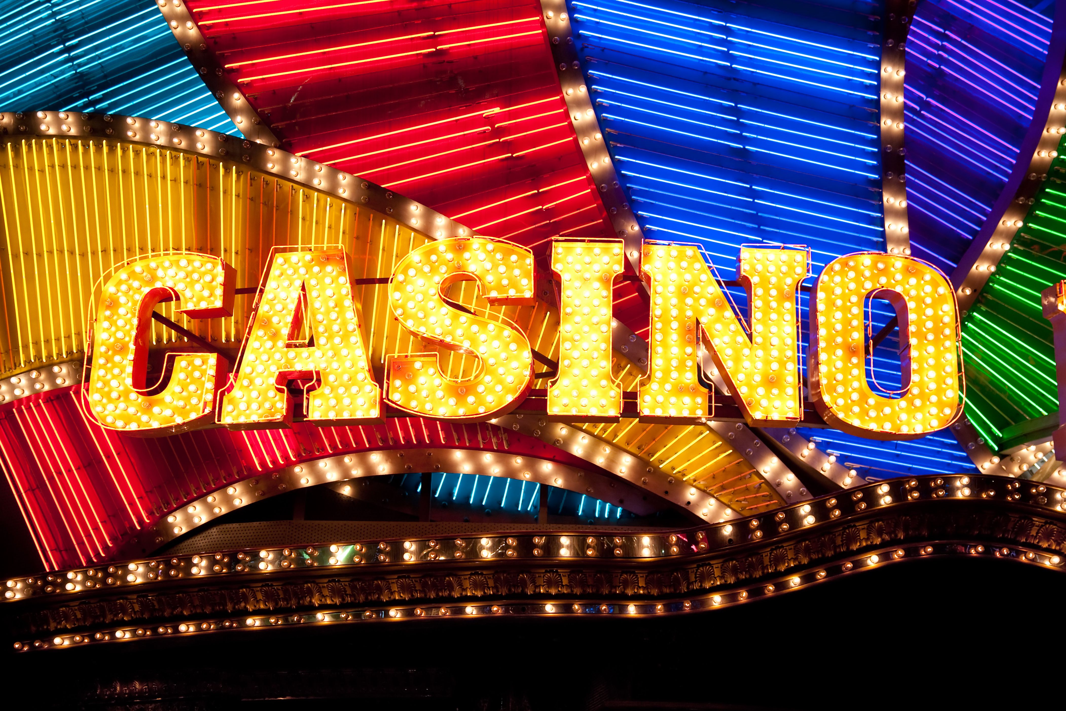 Charming Queens ile kraliçelerle takıl, parayı kap! Gettobet'te lüks bir deneyim yaşa.